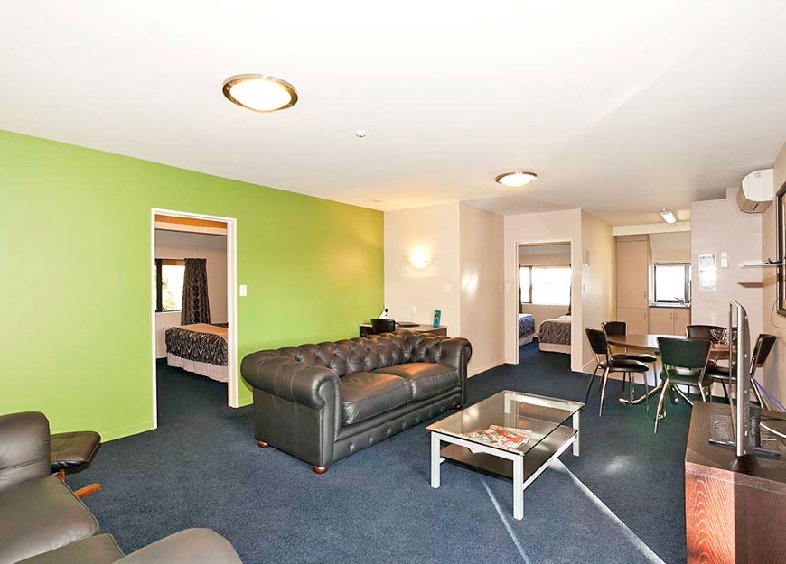 fully self-contained Christchurch accommodation
